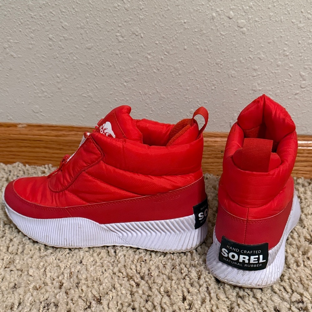 Sorel Red Quilted Ankle Winter Rain Boots